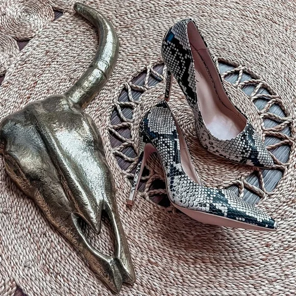 🐍 Python Heels 🐍 - Picture 2 of 5